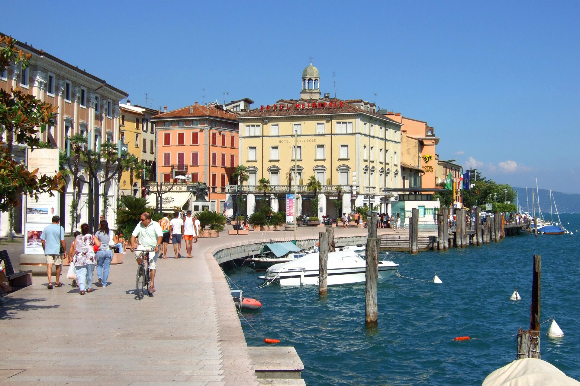 Bella Italia Vakantiepark In Peschiera Del Garda Foto S Faciliteiten Prijzen