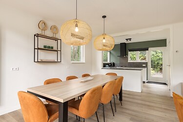 Bungalow 8