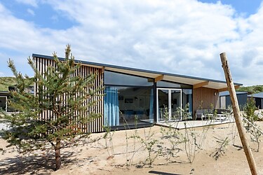 Sea House Family