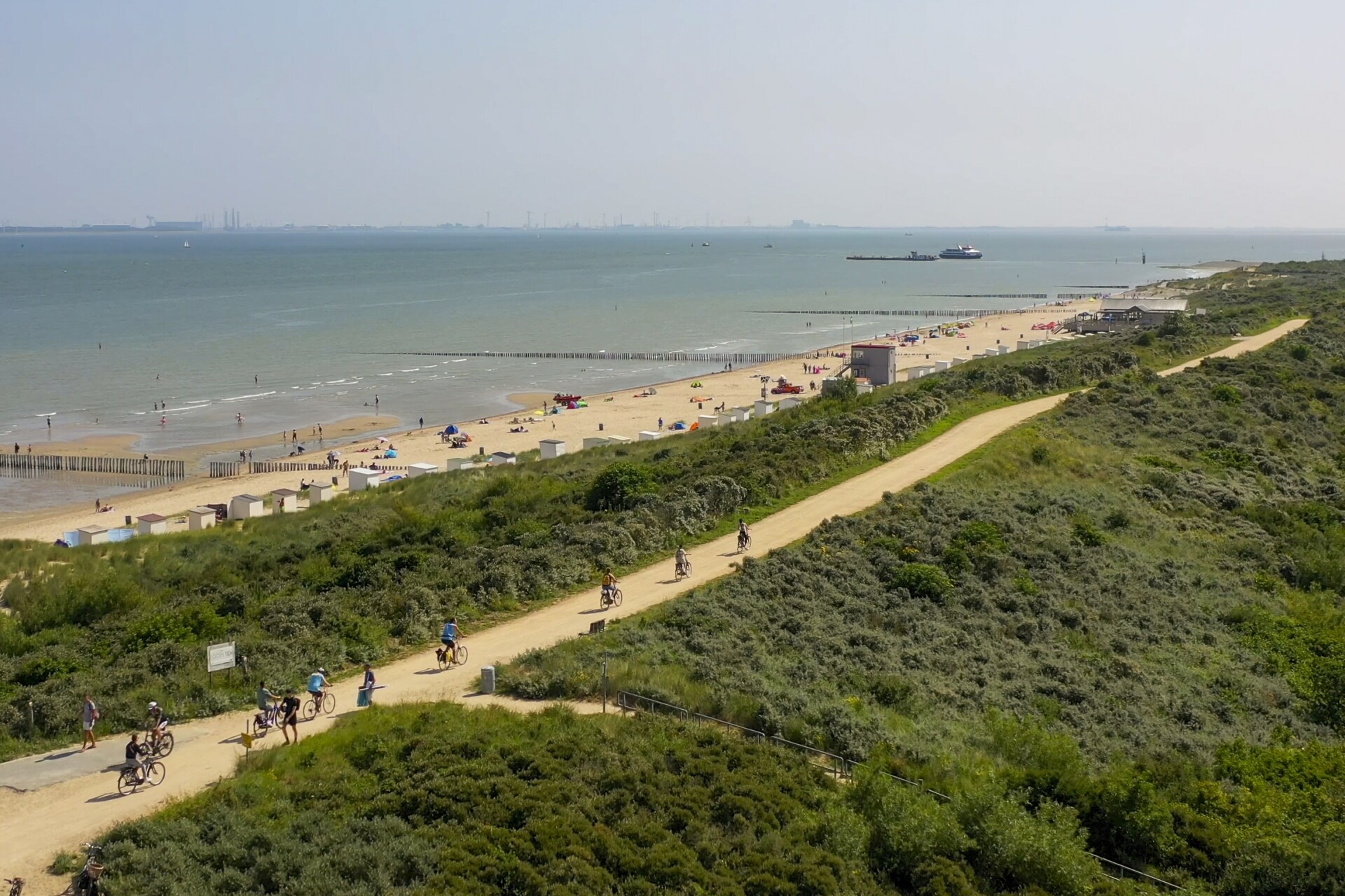 hotel noordzee in cadzand zeeland