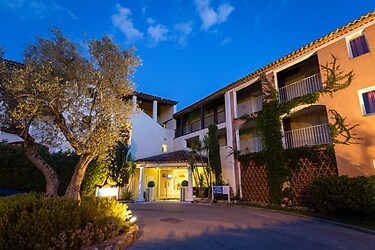 SOWELL Hotels Saint Tropez - Photo du parc - 2