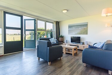 Beachvilla West End 6