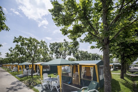 Bungalow tent