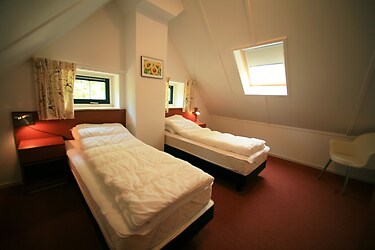 C Bungalow 6