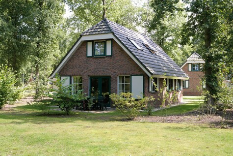 D Bungalow 6