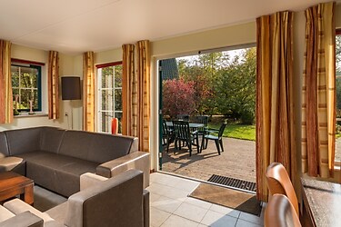 D Bungalow 8