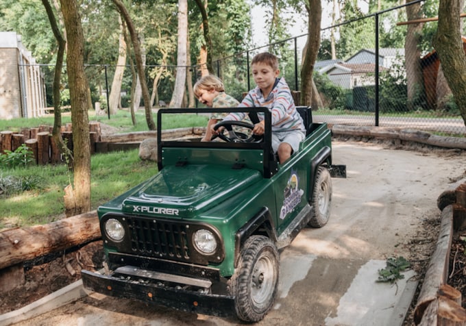 Land Rover Adventure