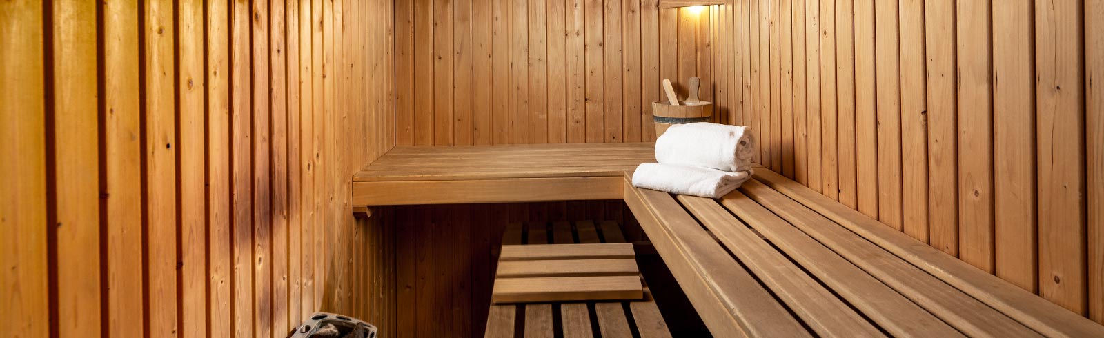bunker snel verschijnen Woningen met sauna aanbiedingen | Roompot
